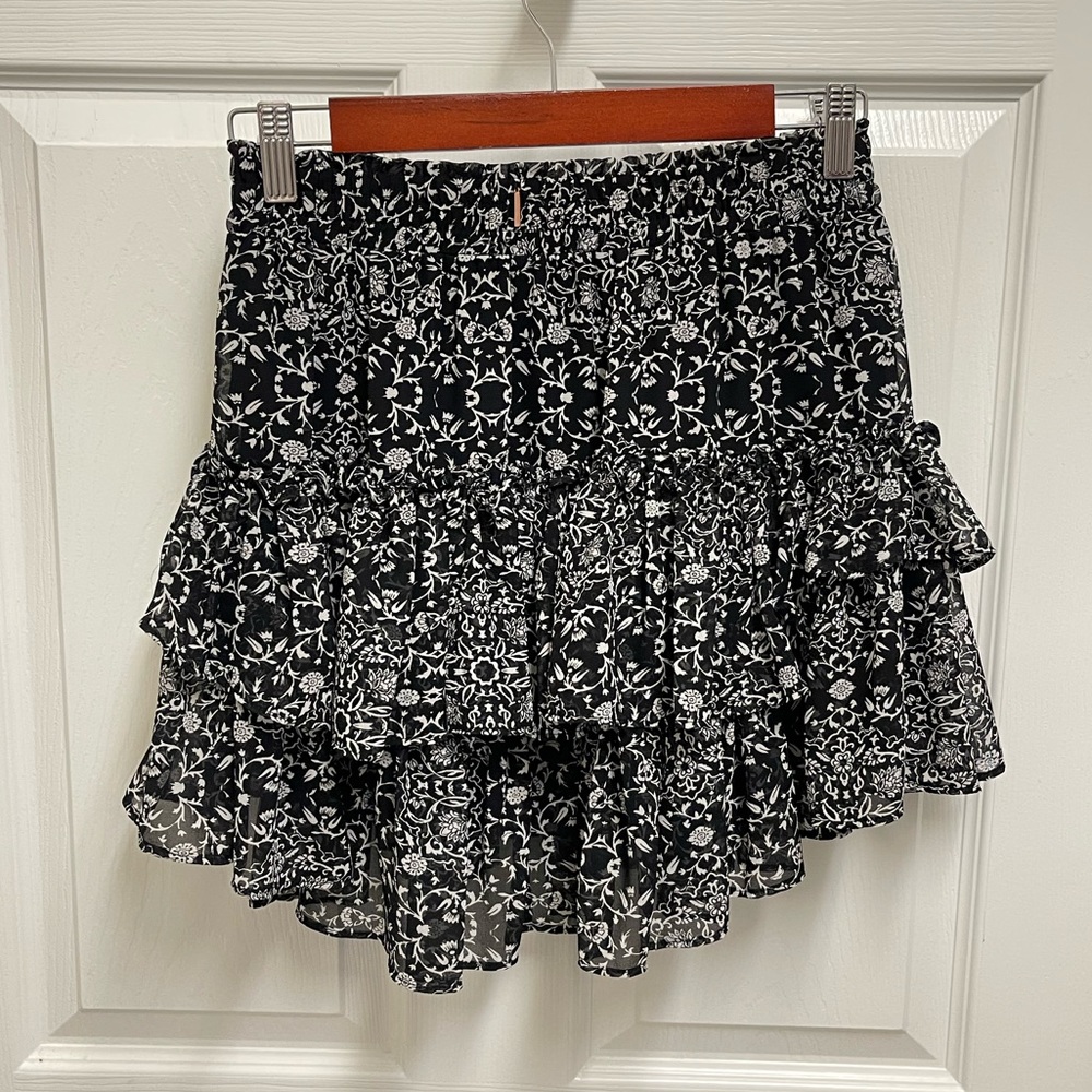 MISA Black and White Mini Skirt - Picture 8 of 9